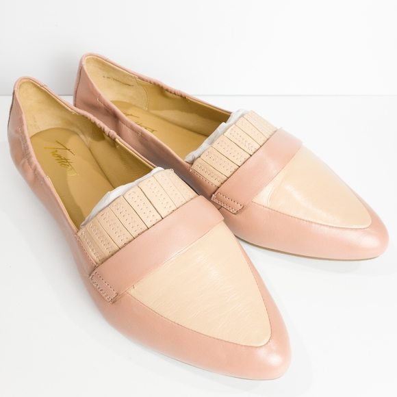 Trotters Emotion Flats -8W - Picture 6 of 7